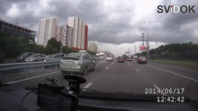 Не пропустила пешехода