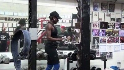 Девушки и пауэрлифтинг