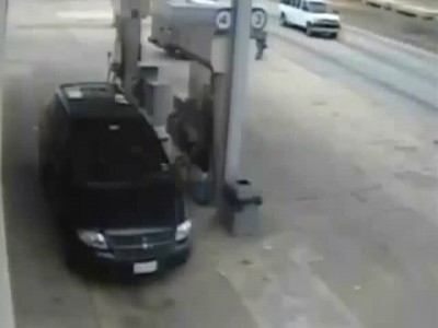 Авария на АЗС