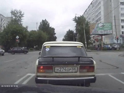 Юля спрашивает, кто же виноват в ДТП?