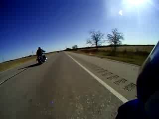 Харлей и мотоцикл.