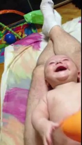 Заразительный смех (Laughing Baby)