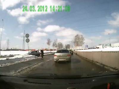 Чел с пистолетом