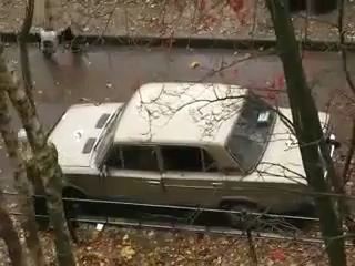 Как закрыть капот?