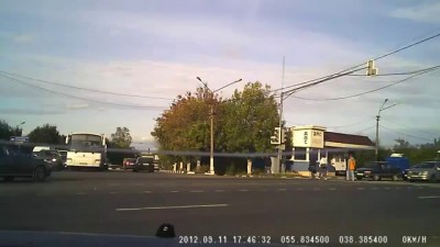 Полицейские создают аварийную обстановку