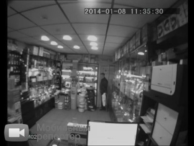 Дед атакует.