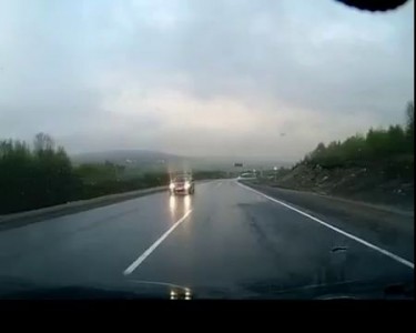 Не успел повернуть ...