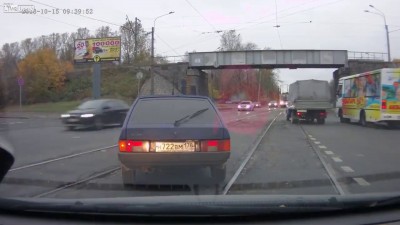 Обезьянки в консерве и трамвай