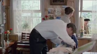 Извините, что помешал вам деньги прятать!