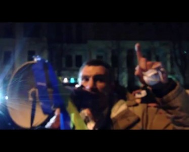 Это Армия и Майдан