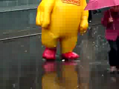 Птичка Ростикс отжигает!)) хDD