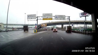 Слепая дура на белом Мерседес и Мусоровоз