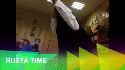 RUSYA TIME - ПЕРЕОДЕВАНИЕ НА УРОКЕ.webm