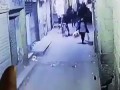 Запись подрыва смертника в центре Каира