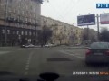 Автоледи сбила двух девушек на переходе и скрылась!