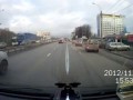 Виновник ДТП обассался от страха,когда его настигли)