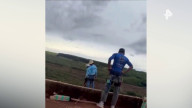 Женщина погибла во время роуп-джампинга