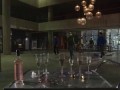 Человек дискотечный шар