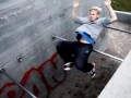 Держаться крепко