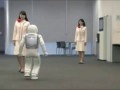 Honda демонстрирует возможности своего робота Asimo. アシモ