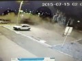 Мотоциклист пролетел 30 метров