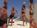 Каким будет iPhone 8 | Танцующий миллионер в Киеве | Морской котик утащил девочку | #Чикипибарум
