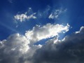 cielo-nubes-sol_121-69663