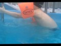 Ленчик играем в открытом бассейне. Pool , swim together!