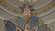 Abu_dhabi,_Moschea_dello_Sceicco_Zayed,_atrio_della_sala_di_preghiera,_lampadario_02