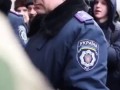Фашисты майдана избили милиционеров [19/03/2014]