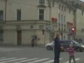 Смотри как папка может! Pedestrian pulled out a gun and shoots
