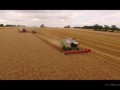 Уборка урожая. Комбайны за работой.