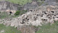 Vardzia_Cave_Monastery_02